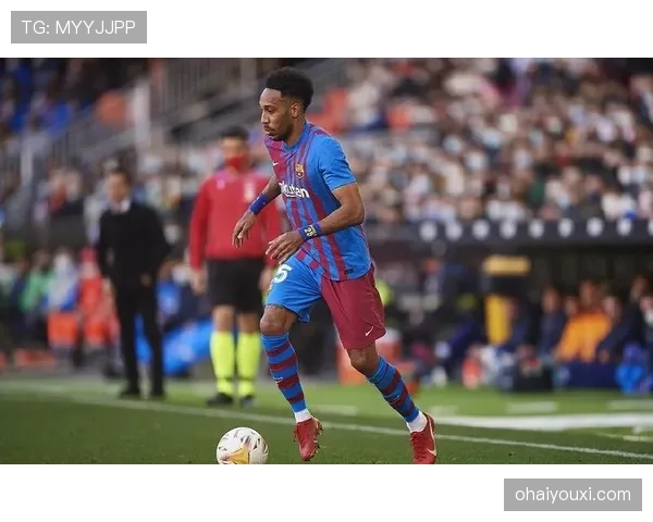 哈兰德禁区前插压制中卫的高效终结能力为何本赛季胜过上赛季