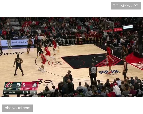 波格巴中场直塞撕防线，主动性较赛季初显著提升